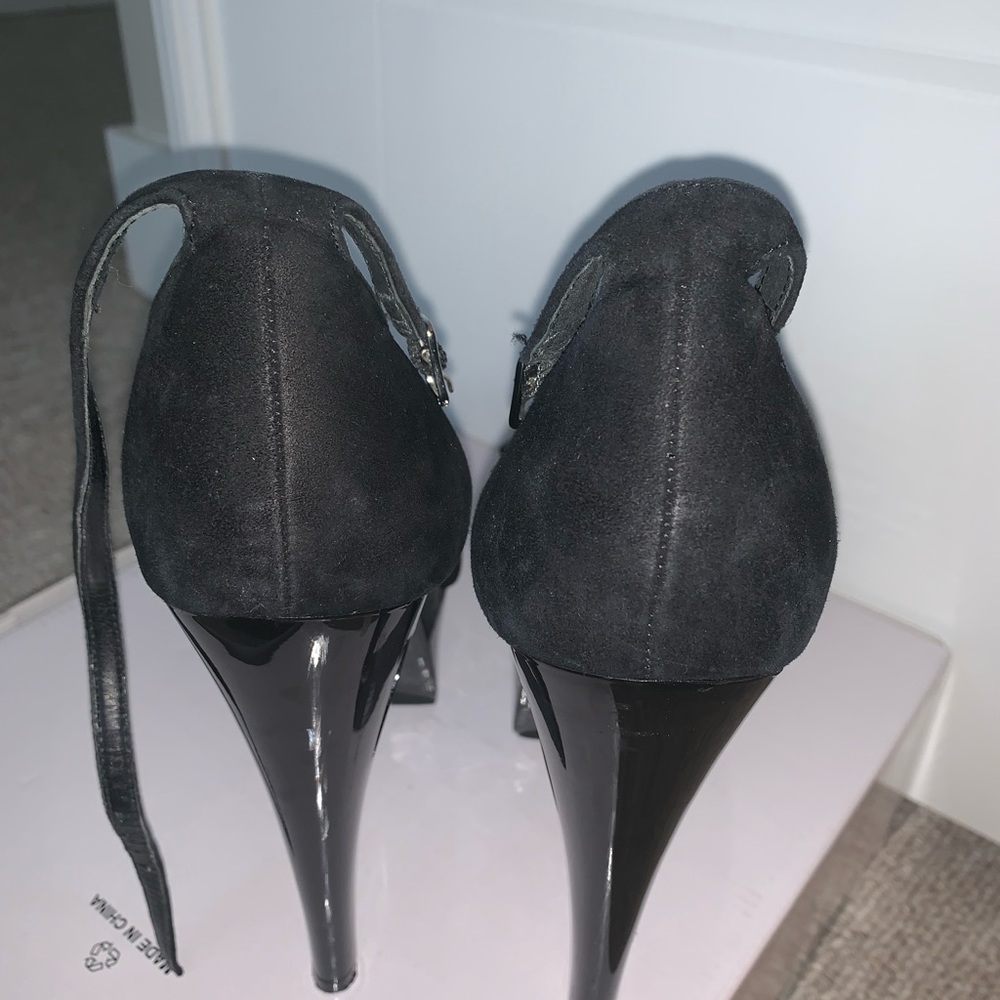 Platform Heels - Picture 2 of 4